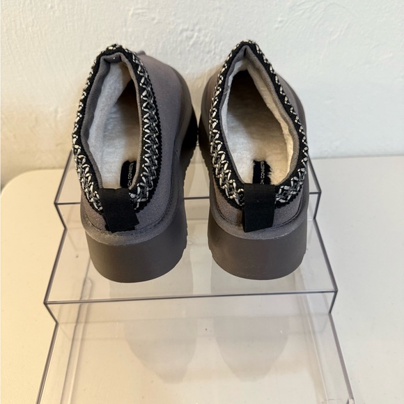 French Connection Charcoal Slip-On Shoes with Black Detailing - Picture 4 of 5